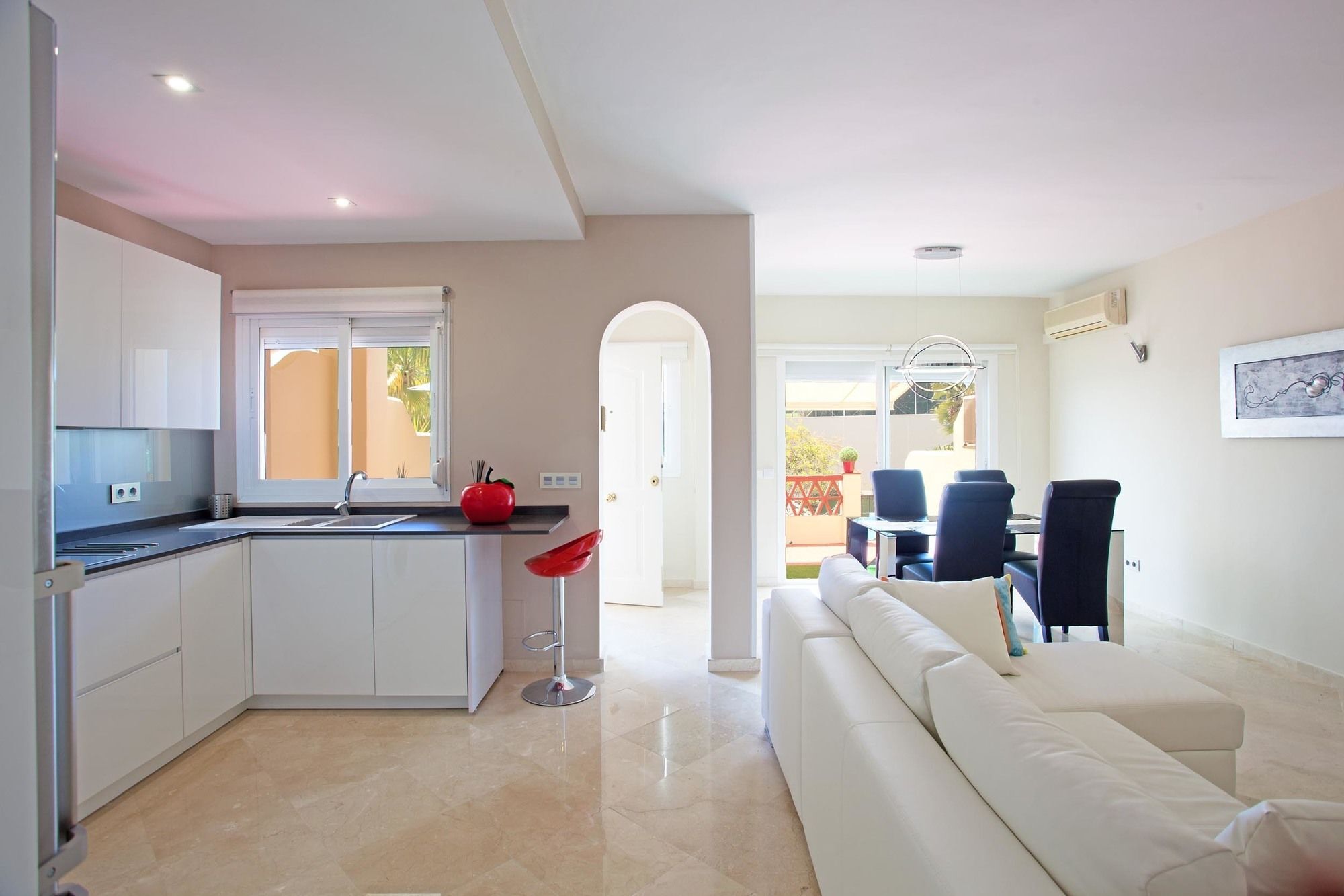 Apartment Pinos De Aloha