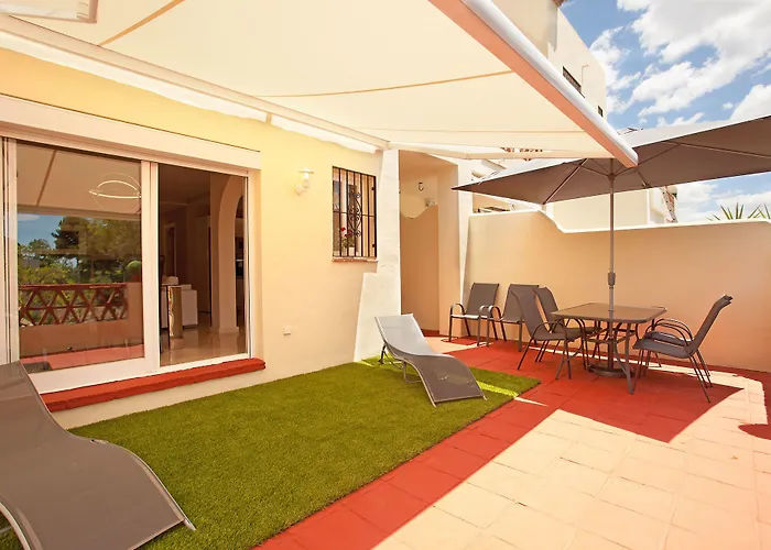 Apartment Pinos De Aloha